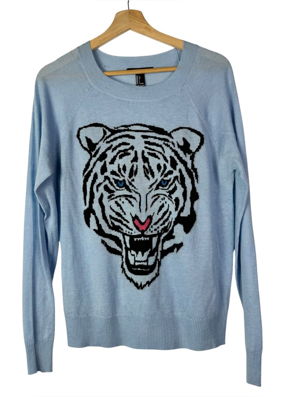 Forever 21 Light Blue Tiger Face Crewneck Sweater L